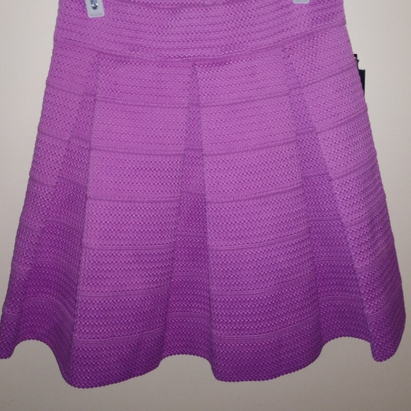 Woman's Skater Skirt NWT - Picture 6 of 7